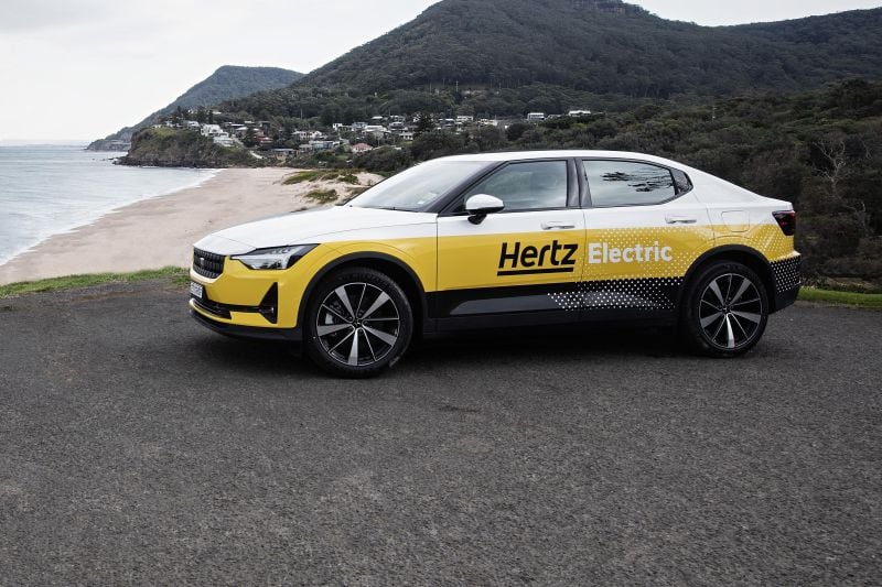 Hertz offering customers to keep cars as it unplugs EVs from rental fleet