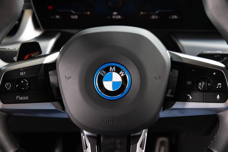 2023 BMW iX1