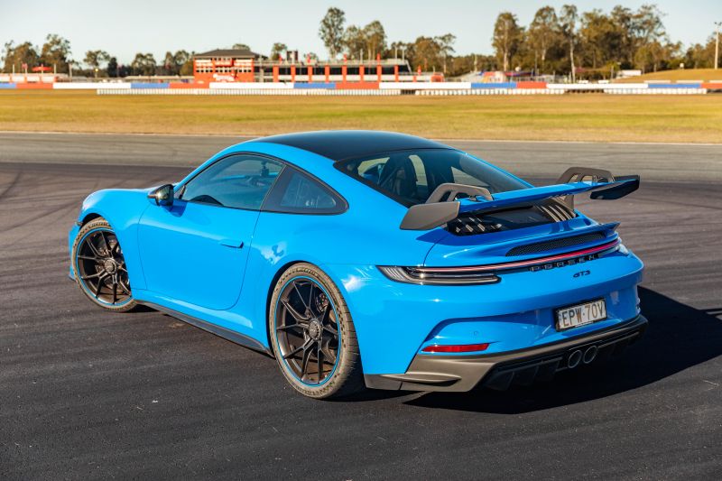 Upgraded 2025 Porsche 911 GT3 teased