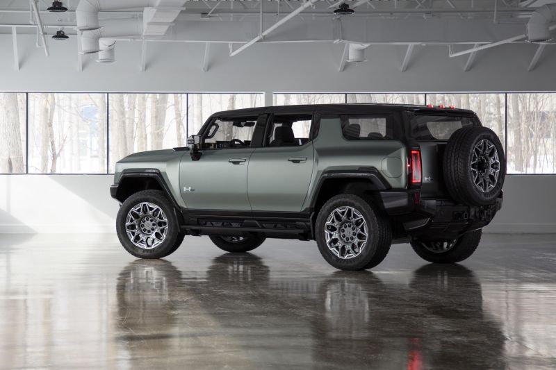 GMC Hummer electric SUV production begins