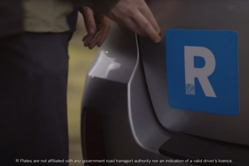 'R Plates' designed to help people returning from road trauma