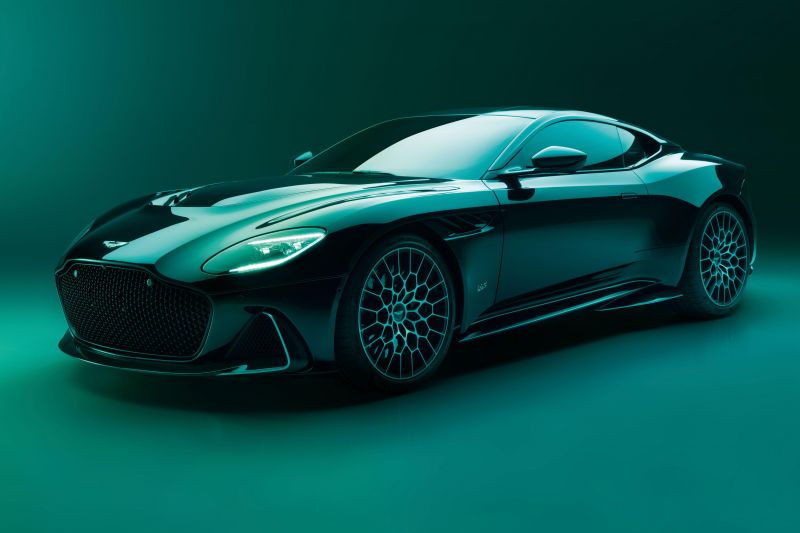 Aston Martin plans to show there's still life in the V12 supercar - report