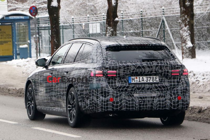 2024 BMW i5 Touring EV spied