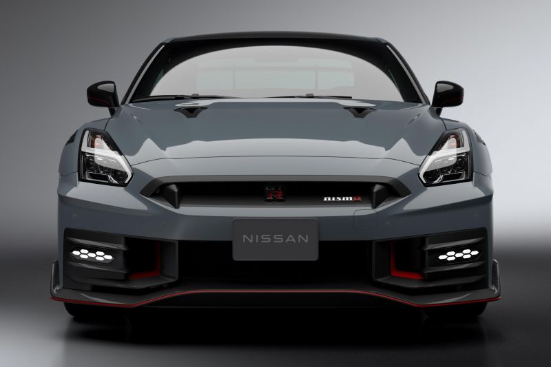 Nissan R36 GT-R: Godzilla could evolve into an electric family car