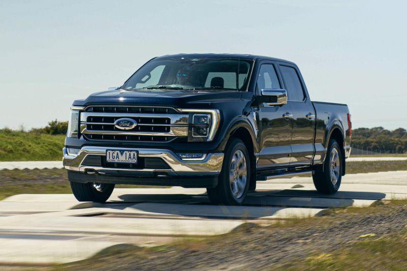 Key Ford F-150 accessories left to the aftermarket for now