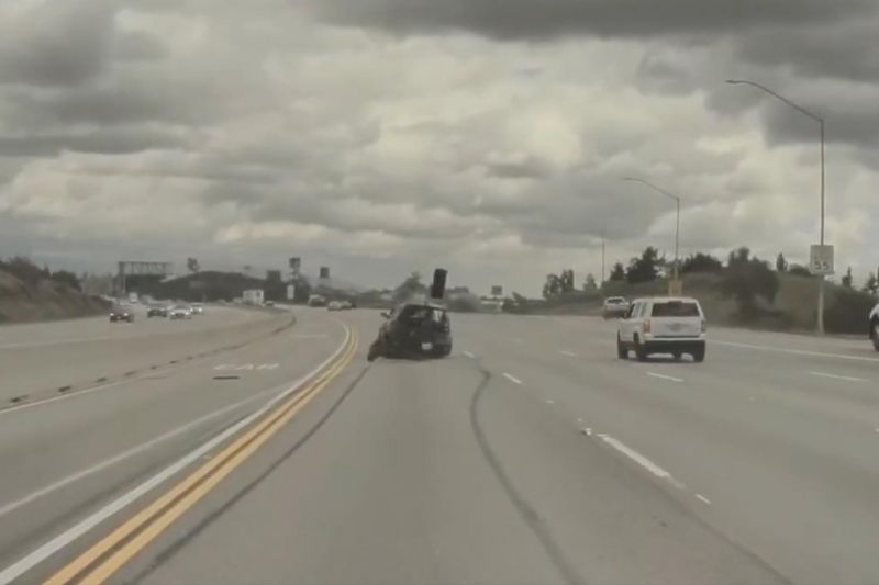 Tyre causes Soul-shaking flip on busy highway