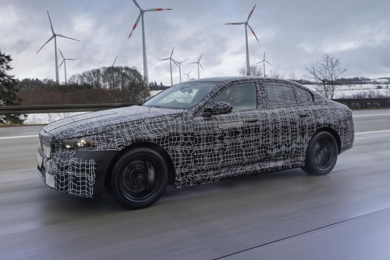 2024 BMW i5: Electric 5 Series leaked