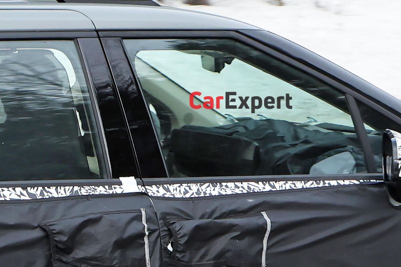 2024 Kia Carnival facelift spied with big styling changes