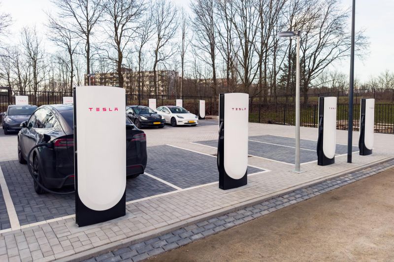 Tesla wants to bill you more for a full charge at busy Superchargers
