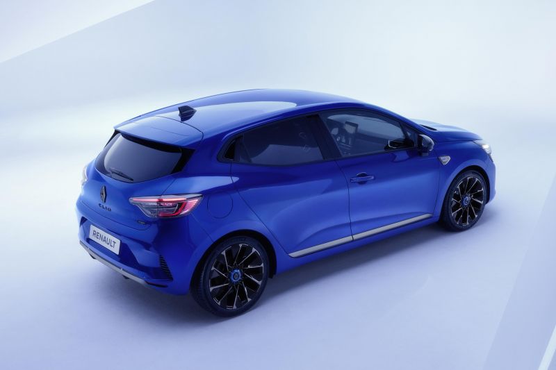 Freshened Renault Clio gets new flagship, no plans for Australia