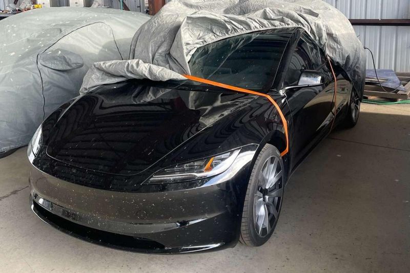Here's our first look at the new Tesla Model 3's rear