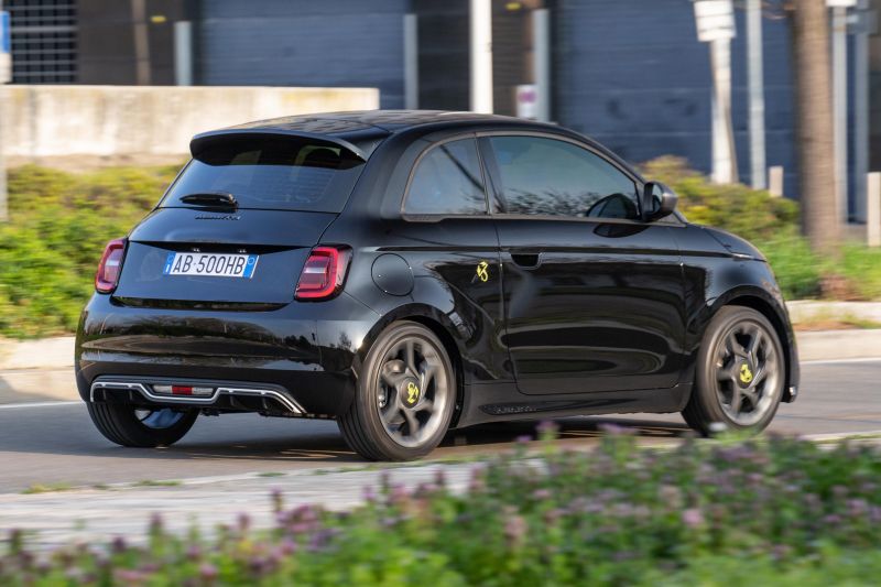 2023 Abarth 500e: Fettled Fiat electric car line-up detailed
