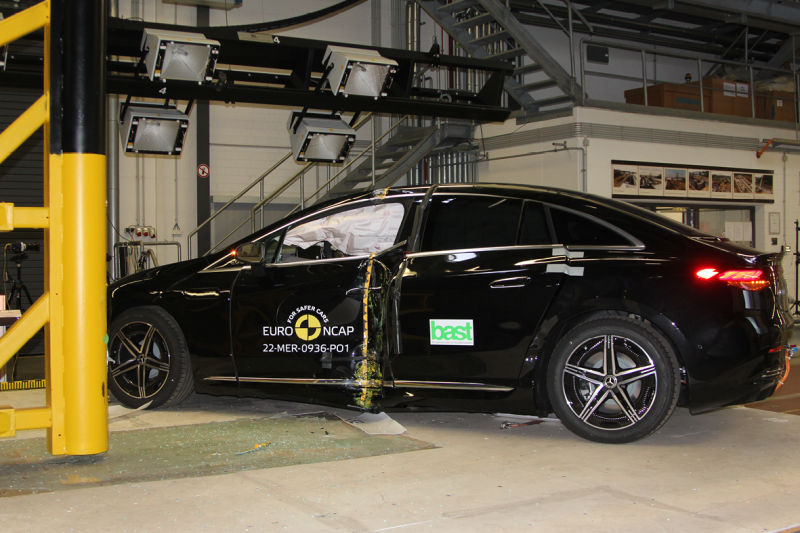 Mercedes-Benz EQE earns five-star ANCAP safety rating