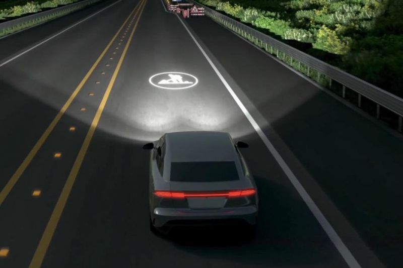 Hyundai shines light on tech to make night-time driving safer