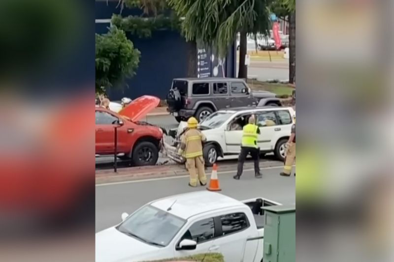 Drunk driver dramatically arrested after multi-car crash in Brisbane