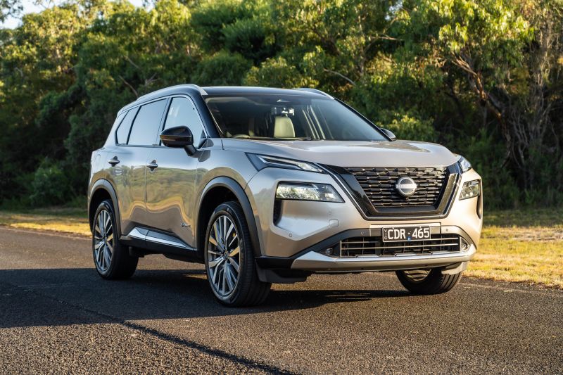 Smile! Nissan X-Trail's new look revealed already?