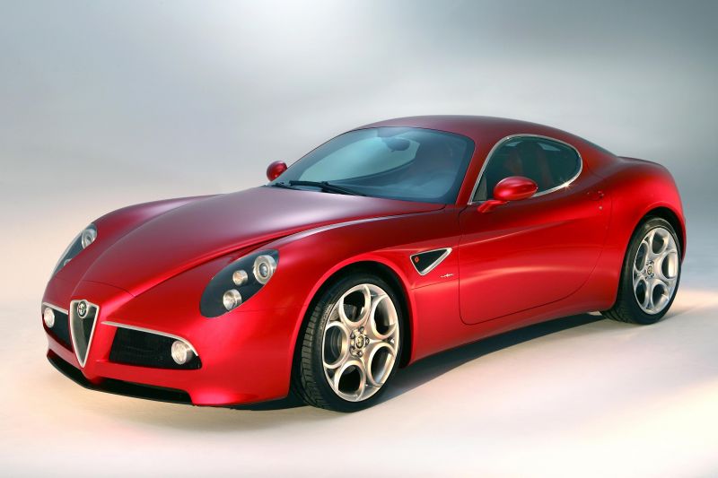 Could Alfa Romeo's next supercar be hybrid, Maserati-based?