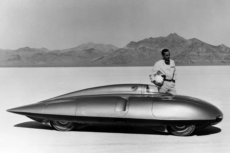 This car reached 410km/h with only 220kW in 1959!
