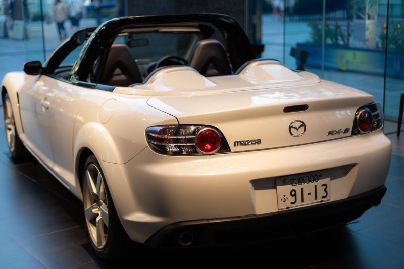 See the Mazda RX-8 convertible that never reached production