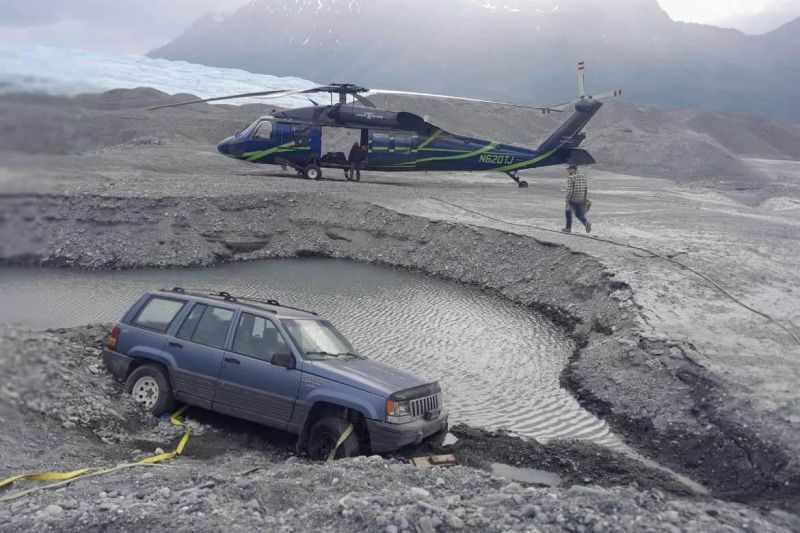 Fail Trail: Trapped Jeep Grand Cherokee Needs a Plane