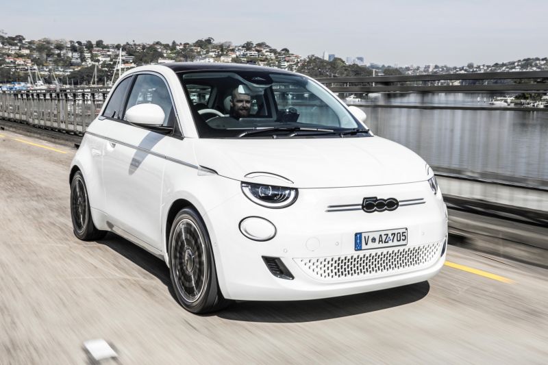 Fiat 500e may be re-engineered to run on petrol - report