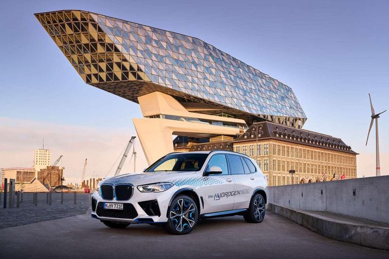 BMW bringing hydrogen-powered iX5s to Australia
