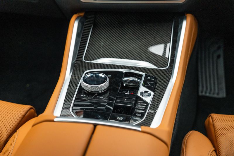 BMW continues its move away from the iDrive controller