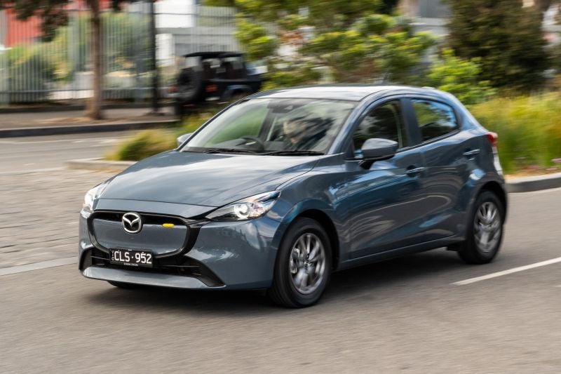 2024 Mazda 2 G15 Pure manual