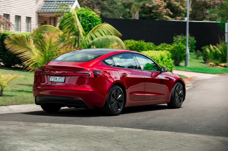 Rules breach forces Tesla Model 3 stop sale in Australia