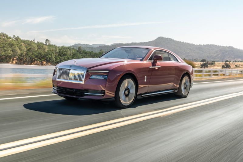 Rolls-Royce Spectre recalled