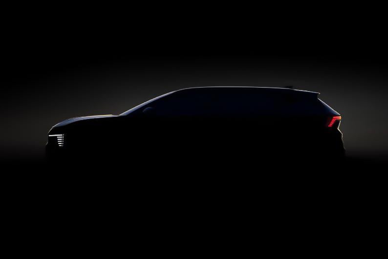 Mitsubishi teases new Renault-based electric SUV