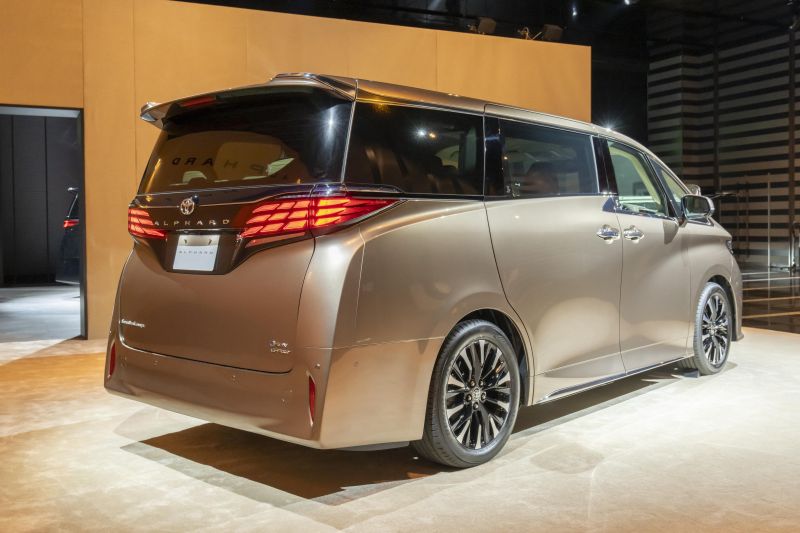 Toyota "happy" with its slow-selling Granvia, rules out new people movers