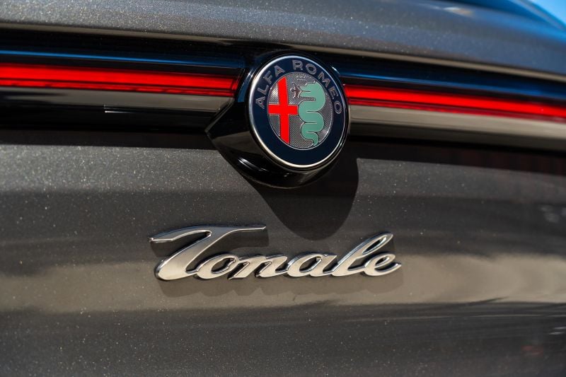 2024 Alfa Romeo Tonale Plug-in Hybrid