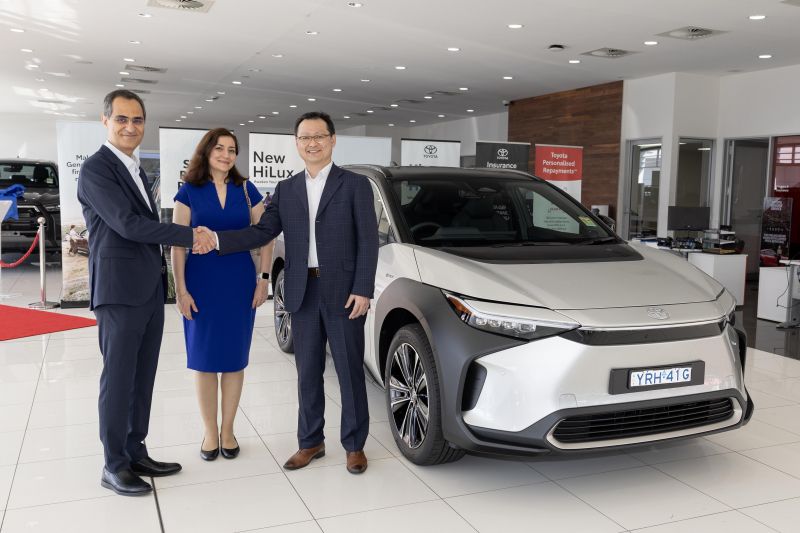 Toyota delivers its first electric car in Australia