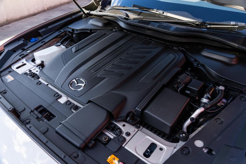 2024 Mazda CX-60 v Mercedes-Benz GLC comparison