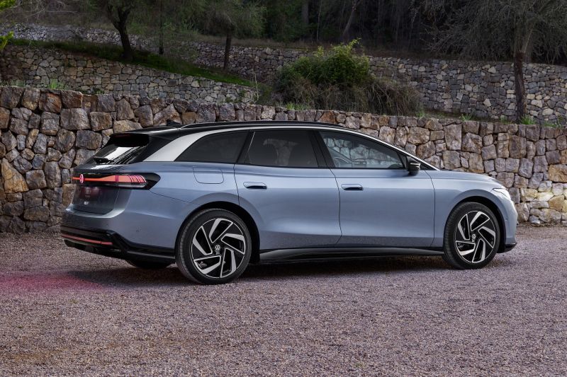 Volkswagen ID.7 Tourer keeps the wagon alive in electric age