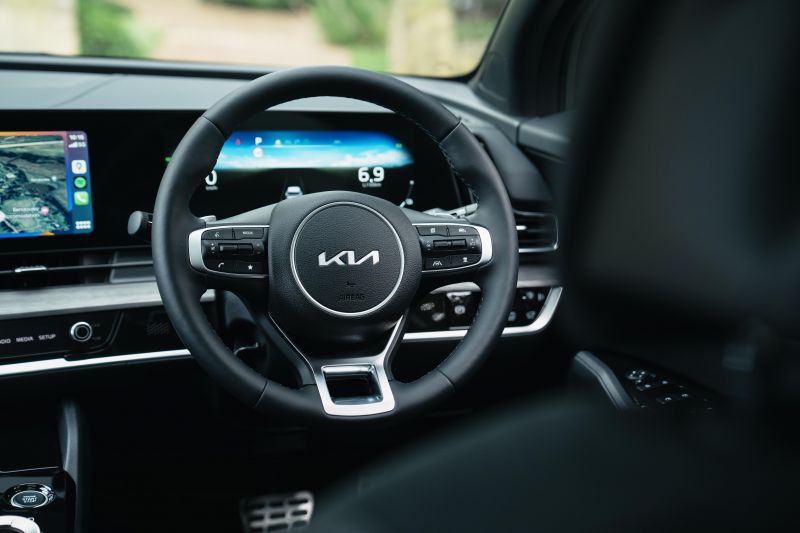2025 Kia Sportage Hybrid