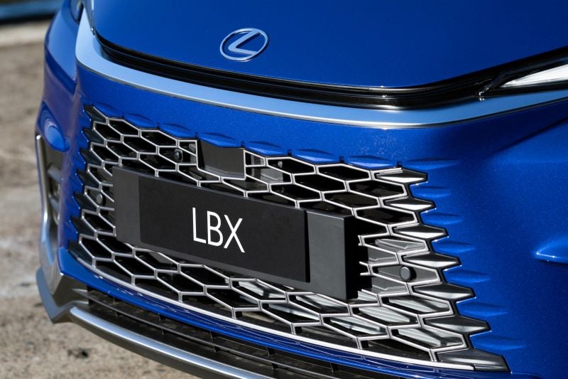 Prix ​​et spécifications du Lexus LBX 2024