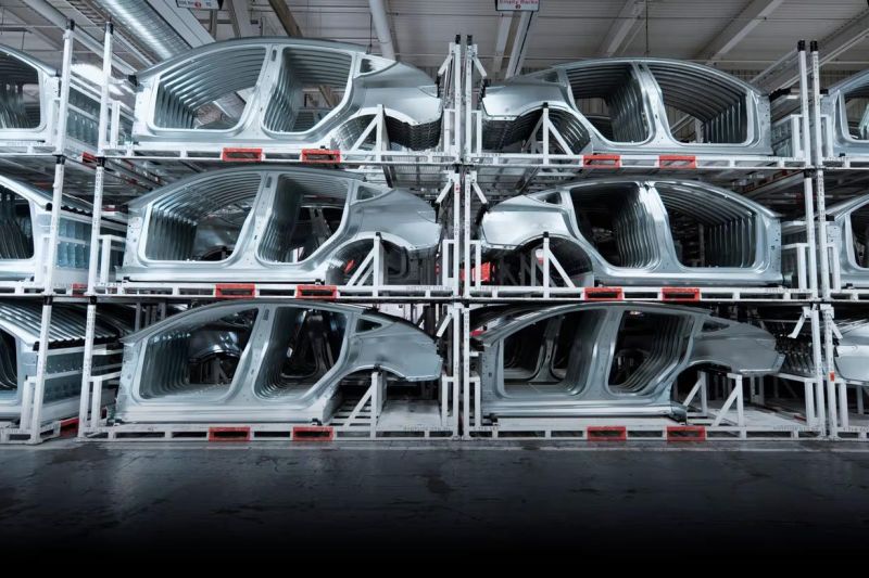 Tesla scraps innovative new manufacturing strategy - report