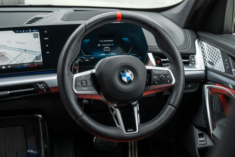 2025 BMW X1