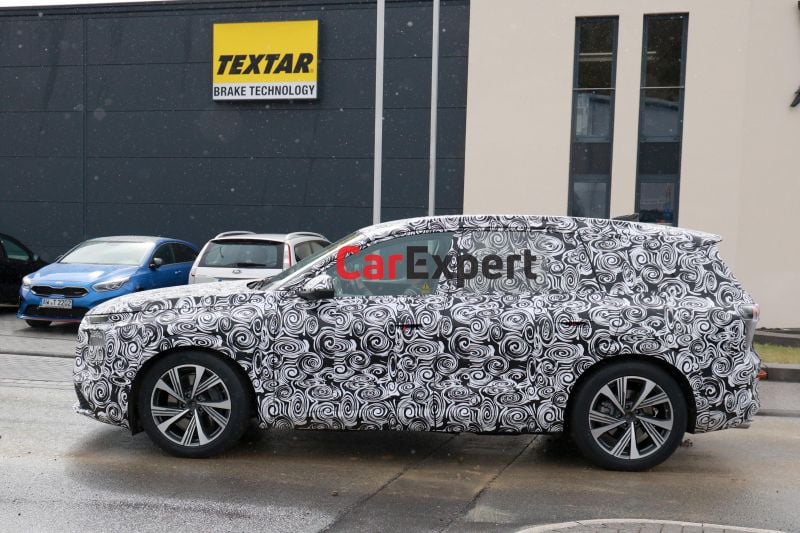 2026 Audi Q7: Next-gen three-row SUV spied
