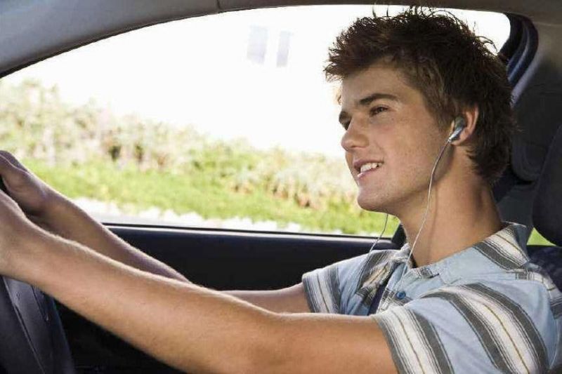 Is it illegal to drive with headphones?
