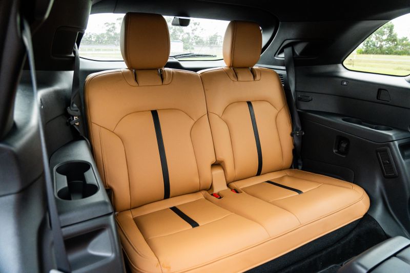 2025 Mazda CX-90 G50e Azami