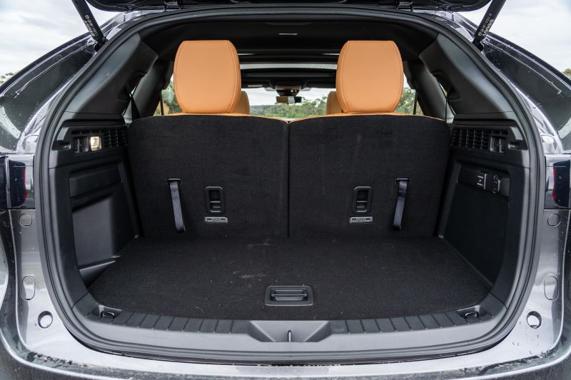 2025 Mazda CX-90 G50e Azami