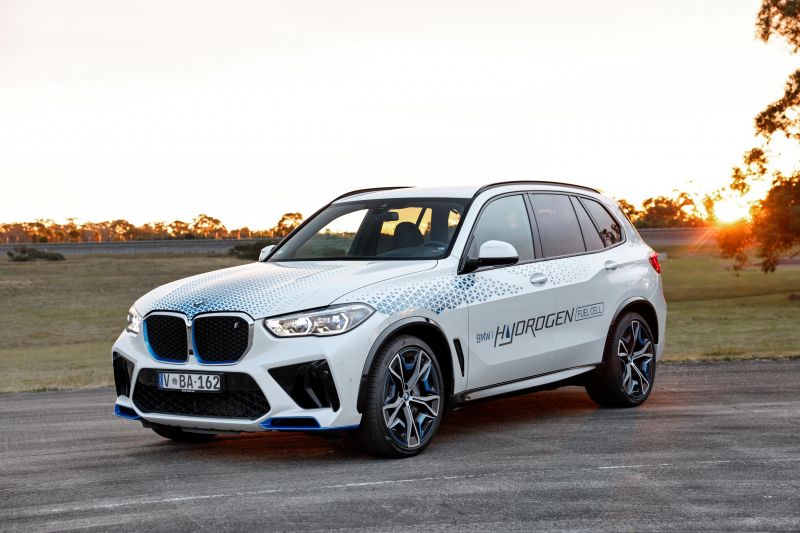 2024 BMW iX5 Hydrogen: Quick drive