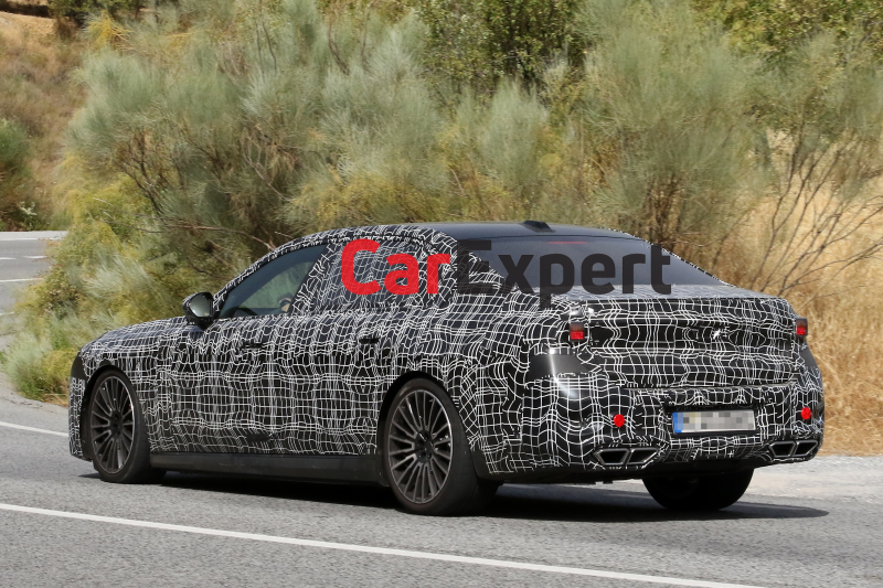 BMW 7 Series: Facelifted flagship sedan spied testing