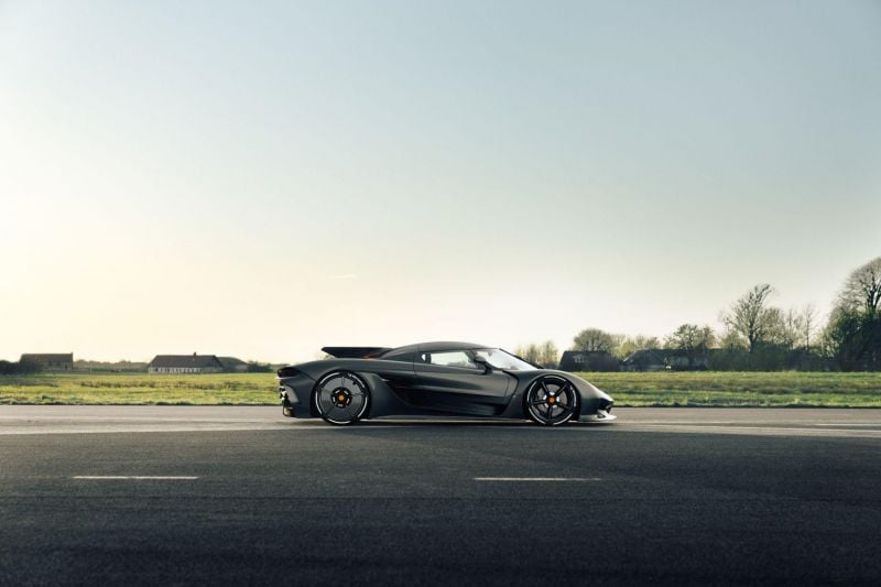 Koenigsegg breaks its own speed records with latest hypercar