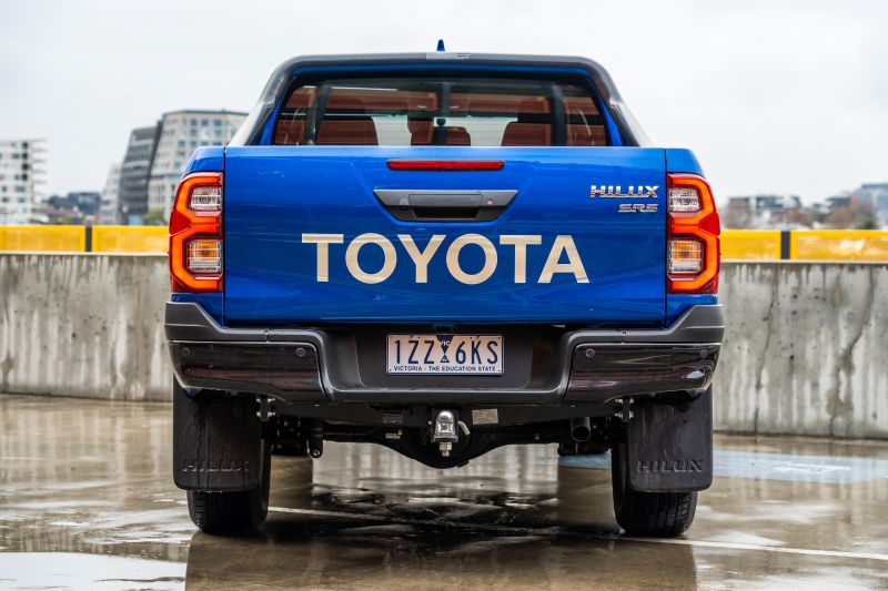 2024 Toyota HiLux SR5 V-Active