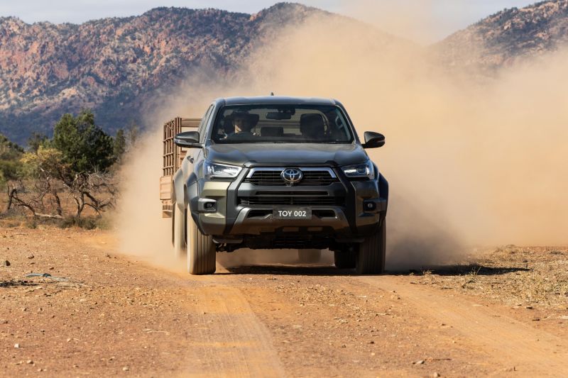 2024 Toyota HiLux SR5 V-Active