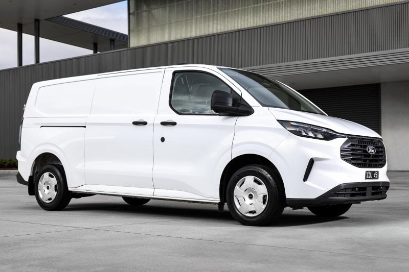 Toyota HiAce v Ford Transit Custom comparison